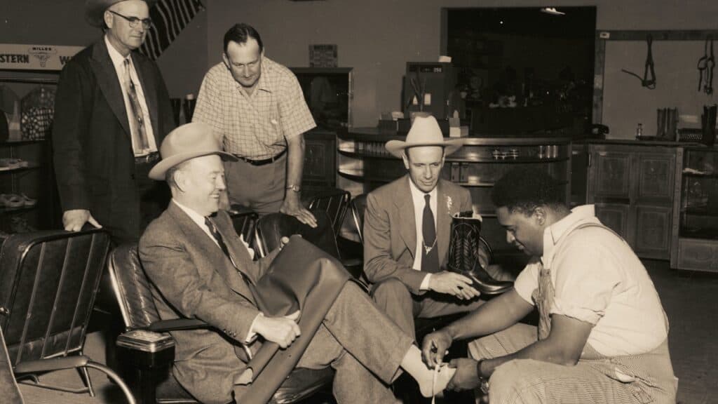 2021-04-09_Willie Lusk - Thumbnail 01.jpg 2021-04-09_Willie Lusk - Thumbnail 02.jpg 2021-04-09_Willie Lusk - Thumbnail 01